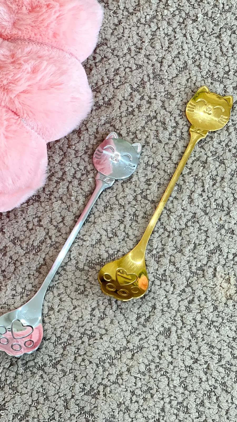 Cat teaspoons — 3